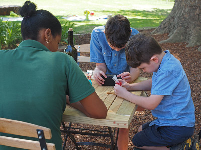 Cookie decorating at Vergenoegd Wine Estate 